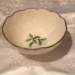 Lenox Holly Bowl